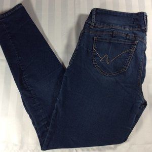 Ladies Short Length Medium Wash Stretch Skinny Jeans